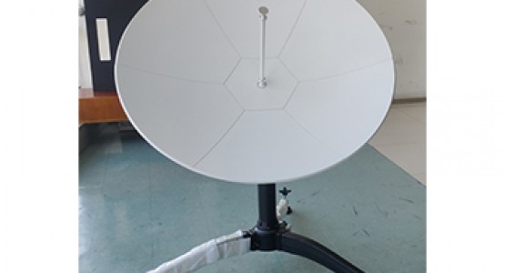 Aero Magnetfuß-Antenne 1,5 m Kabel - Satellitenkommunikation 